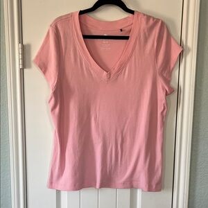 Tommy Bahama Light Pink V-Neck Short Sleeve Tee